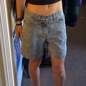 Ghanda Black Ribbed Crop Top